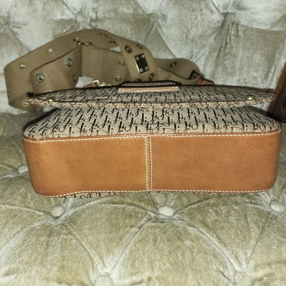 (SOLD)Authentic John Galliano for dior Streest chic crossbody bag - Picture 11 of 15